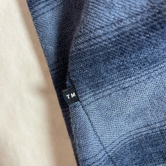 Travis Mathew Size Small Cotton Blend Hooded Blue Button Front Sweater Golf EUC - Picture 8 of 12